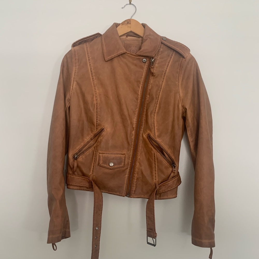 Max studio Women’s faux leather jacket